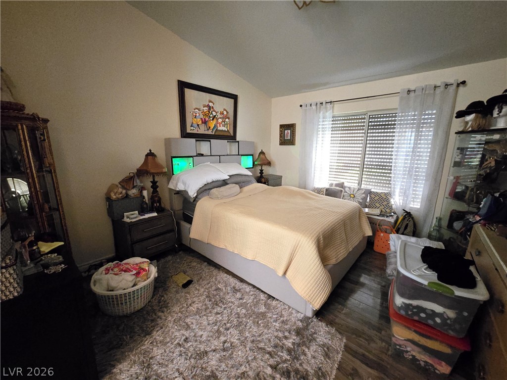 415 Golden State Street Property Photo 6