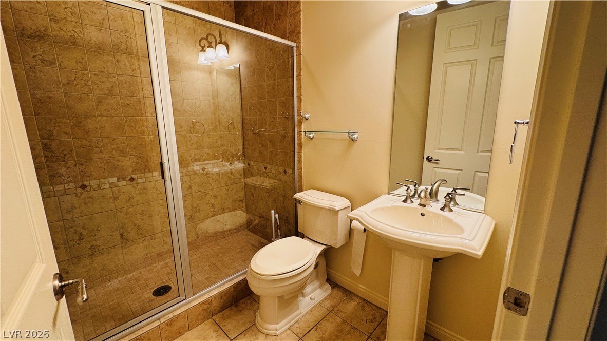 2405 West Serene Avenue 832 Property Photo 12
