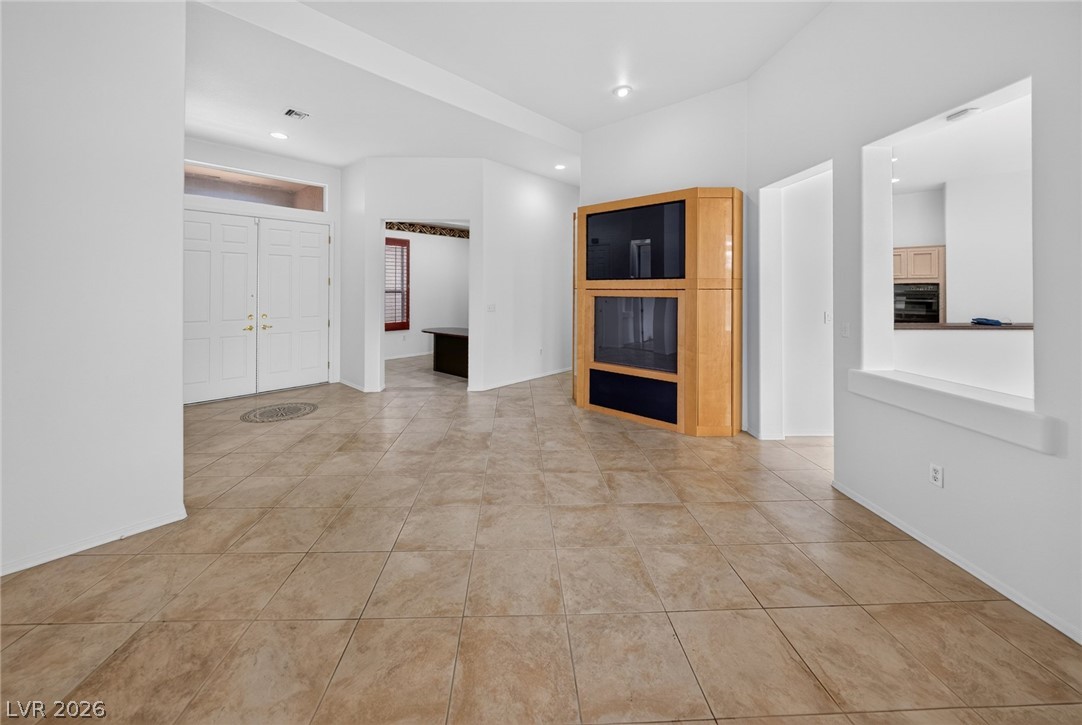10408 Button Willow Drive Property Photo 13