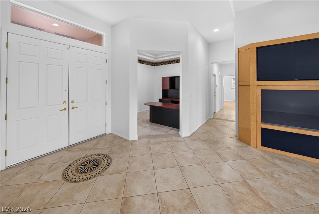 10408 Button Willow Drive Property Photo 14