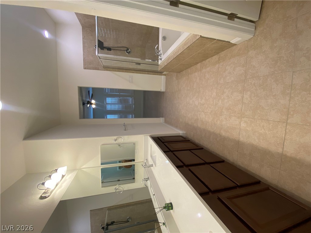 2807862 Property Photo 31