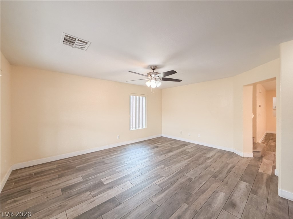 6204 Alpine Tree Avenue Property Photo 10