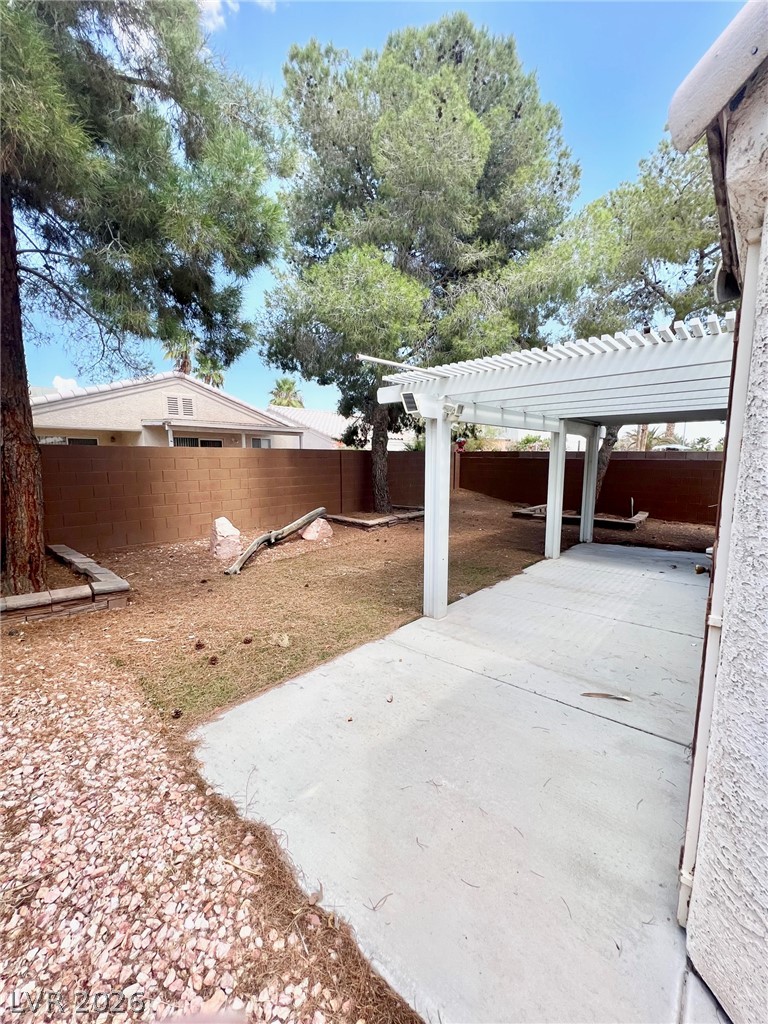 8116 Cimarron Ridge Drive Property Photo 9