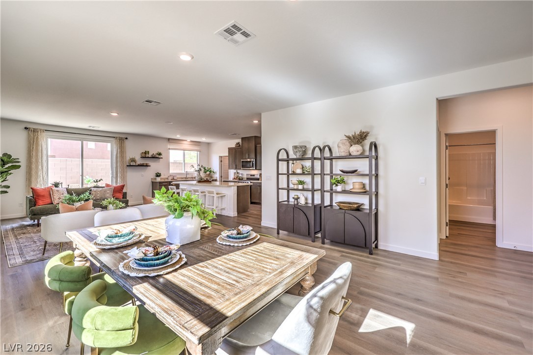 6016 Bamboo Breeze Way Property Photo 6