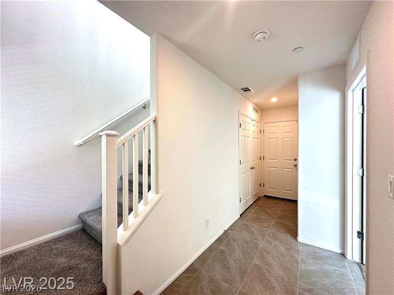 6172 Garden Crest Street Property Photo 3