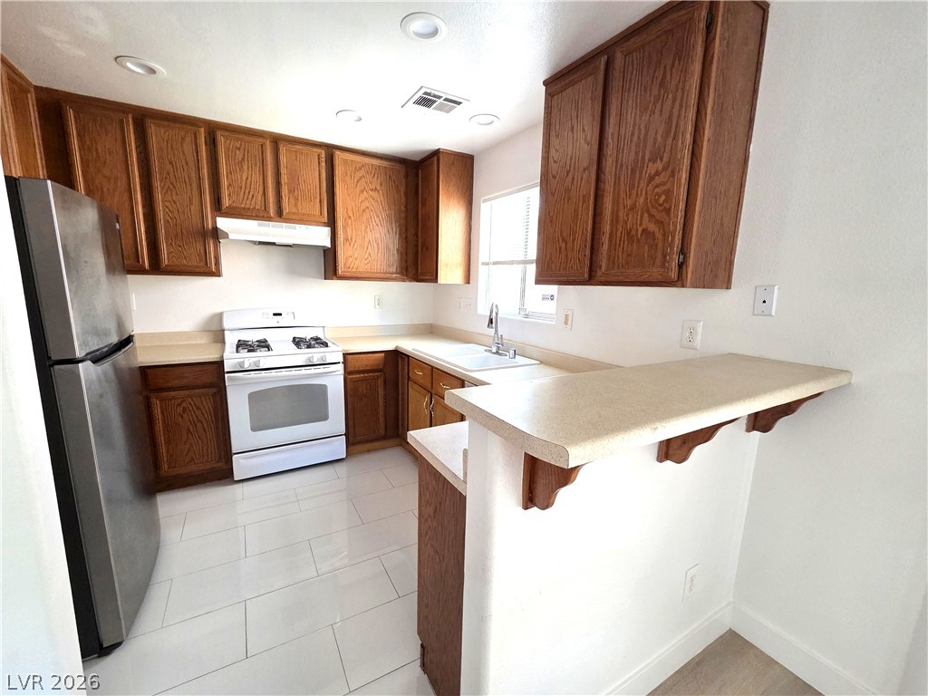 5034 Aesop Avenue Property Photo 5