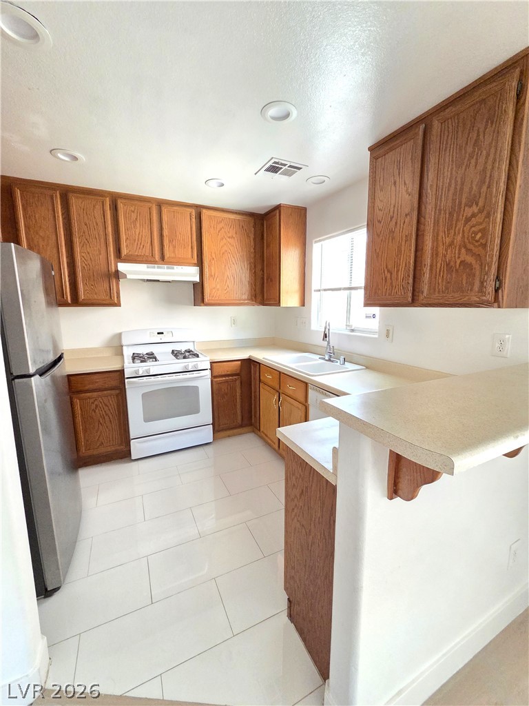 5034 Aesop Avenue Property Photo 6