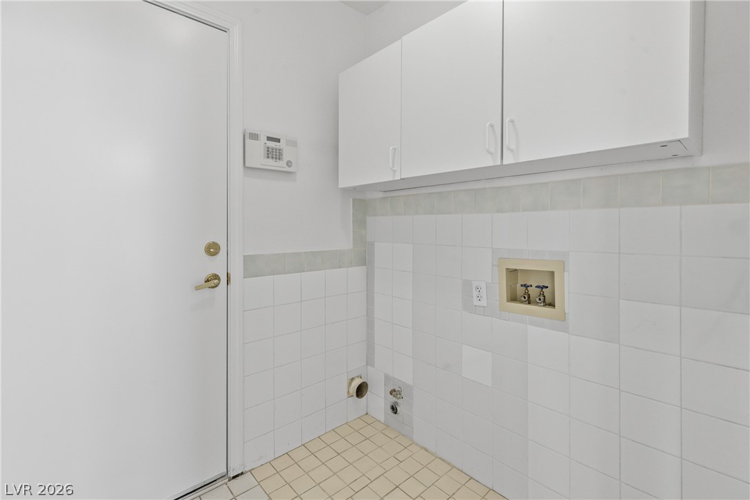 2460 Via De Milano Property Photo 9