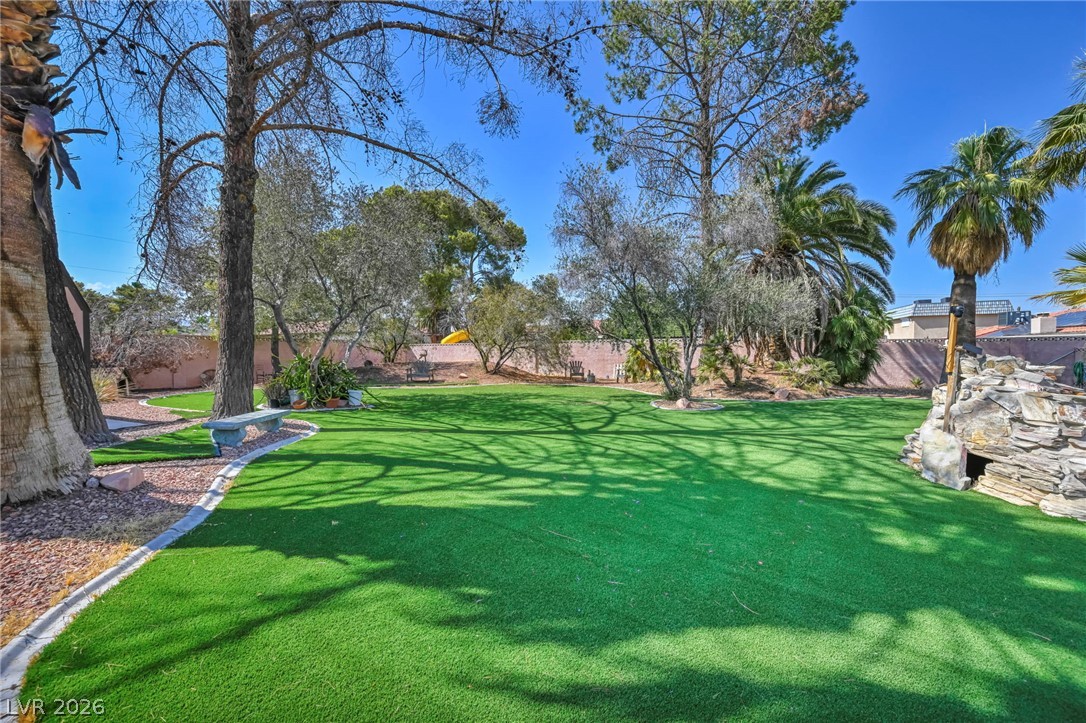2935 South Torrey Pines Drive Property Photo 19