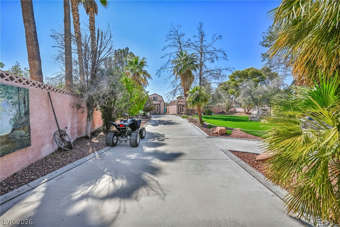 2935 South Torrey Pines Drive Property Photo 21