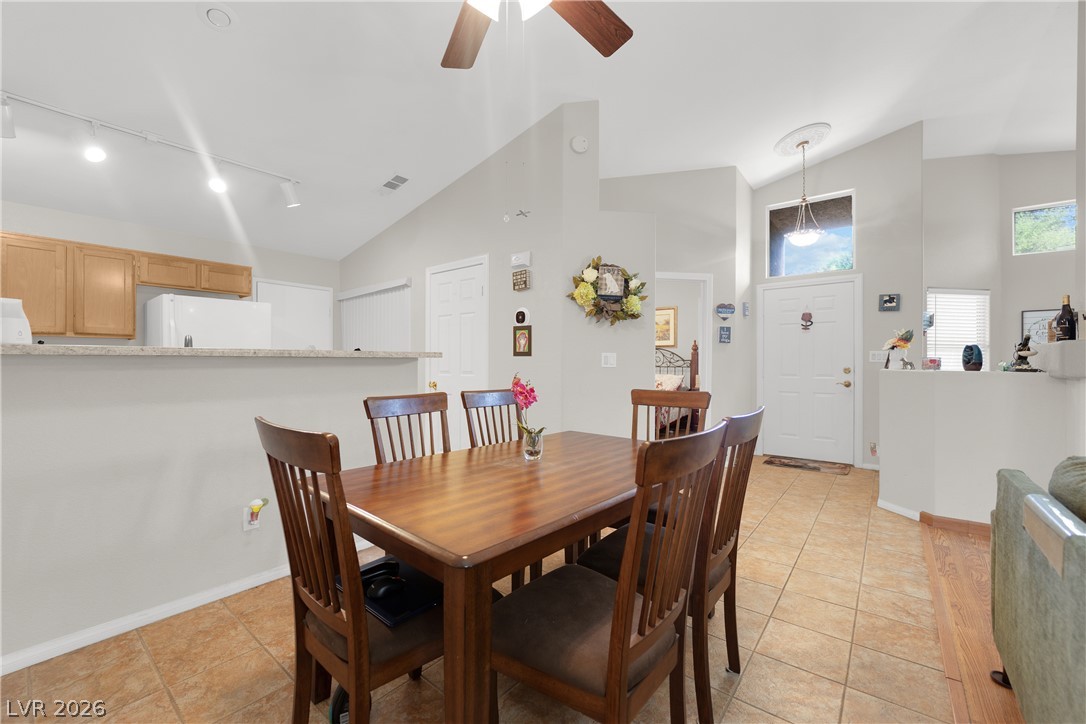 377 Rosado Springs Street Property Photo 19