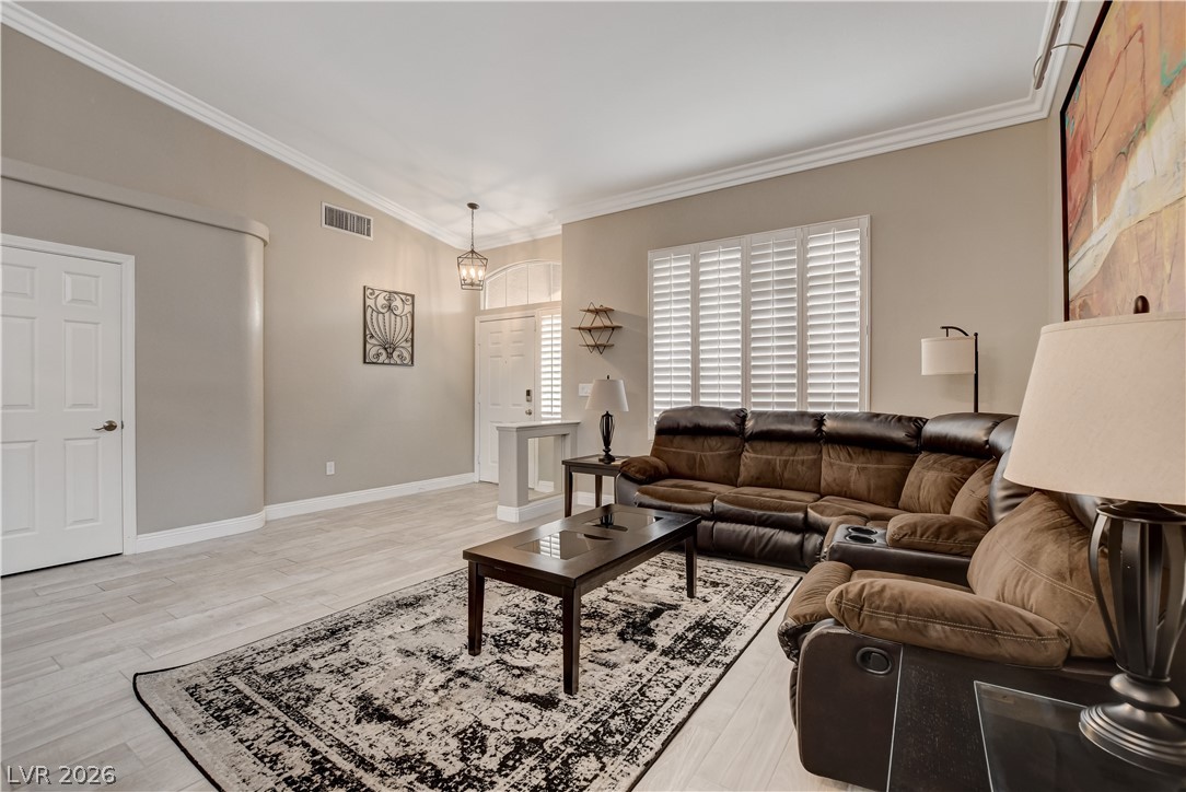 2807925 Property Photo 4
