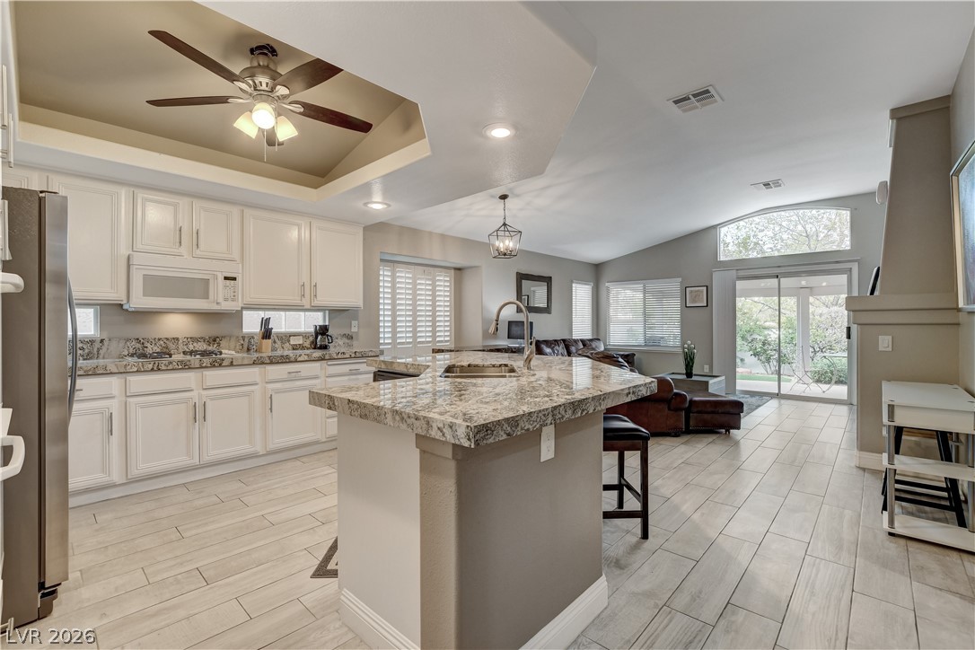 2807925 Property Photo 6
