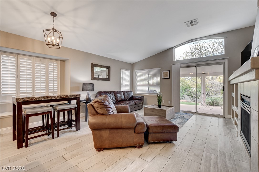 2807925 Property Photo 12