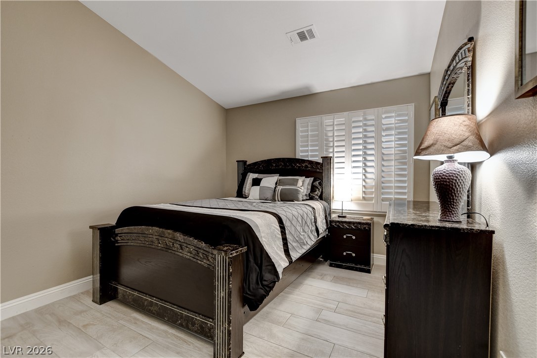 2807925 Property Photo 19