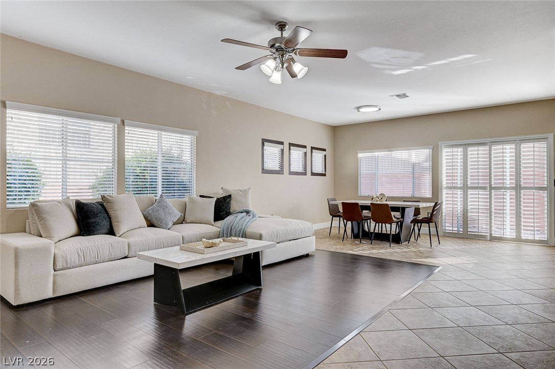 2807928 Property Photo 1