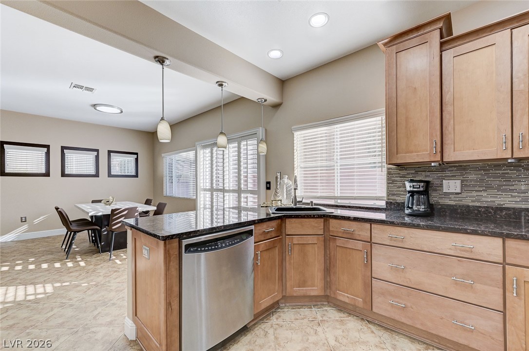 2807928 Property Photo 7
