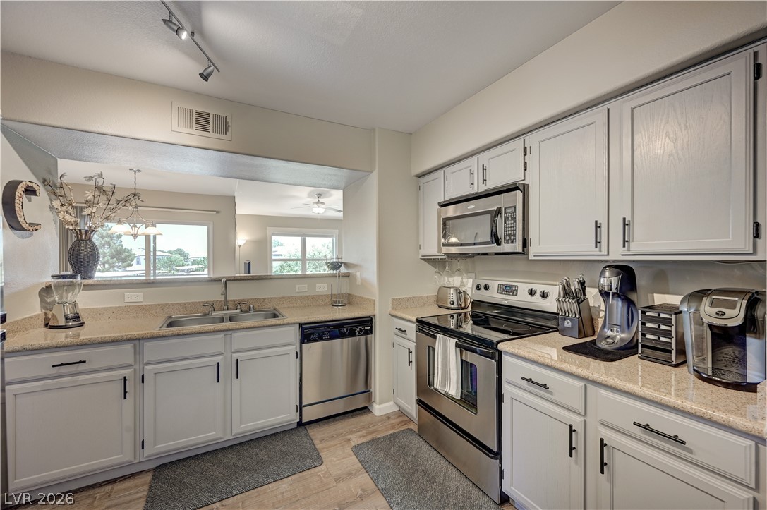 2807932 Property Photo 8
