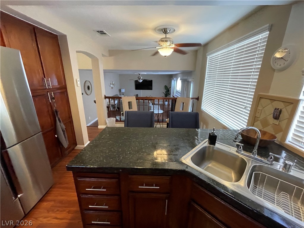 2807934 Property Photo 3