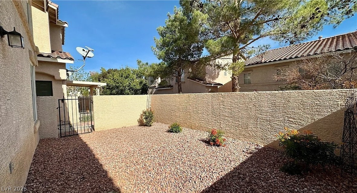9588 Belle Rich Street Property Photo 26