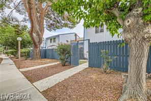 4232 Kona Coast Way Property Photo 10