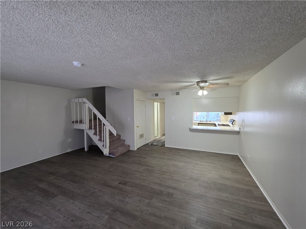 4232 Kona Coast Way Property Photo 15