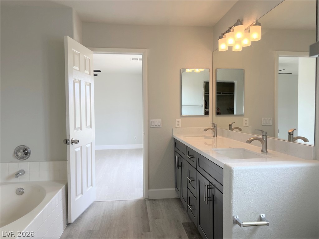 10108 Basalt Hollow Avenue Property Photo 32