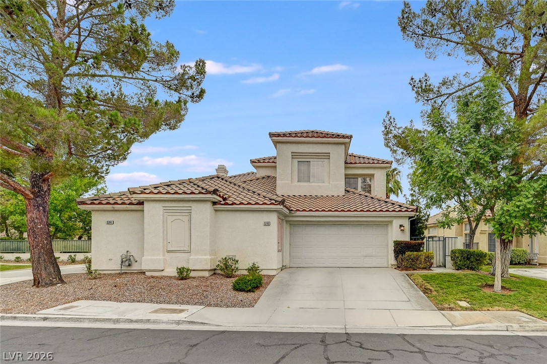 9240 Pitching Wedge Drive Property Photo 1