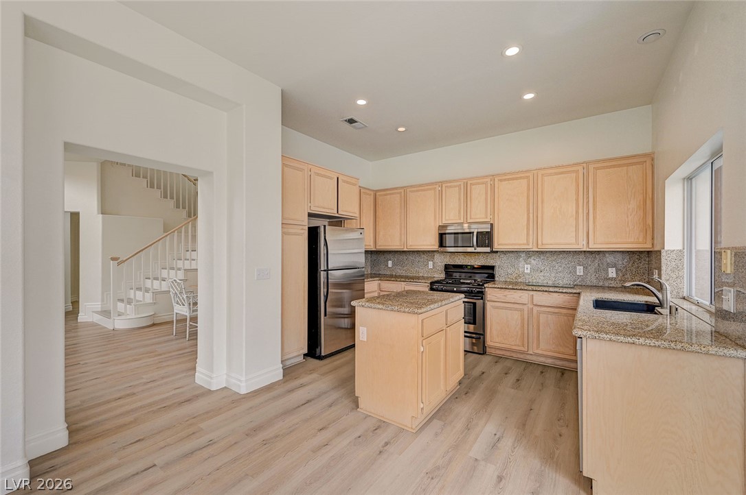 9240 Pitching Wedge Drive Property Photo 27