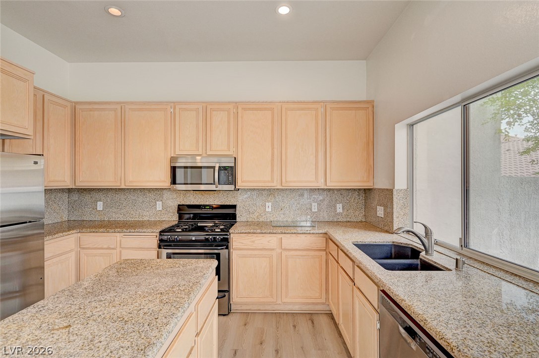9240 Pitching Wedge Drive Property Photo 28