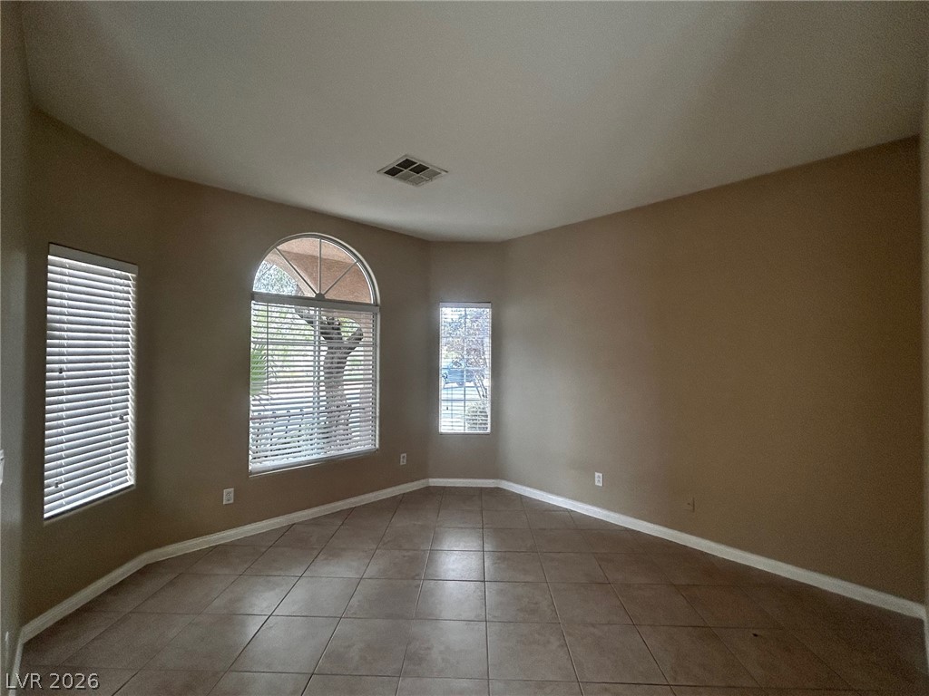 7633 Lani Dawn Street Property Photo 7