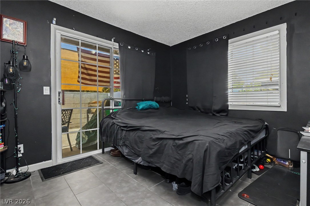 2121 Petersham Court B Property Photo 14