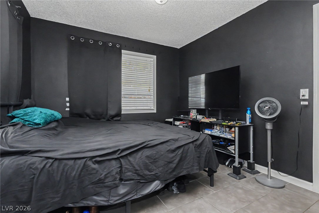 2121 Petersham Court B Property Photo 15