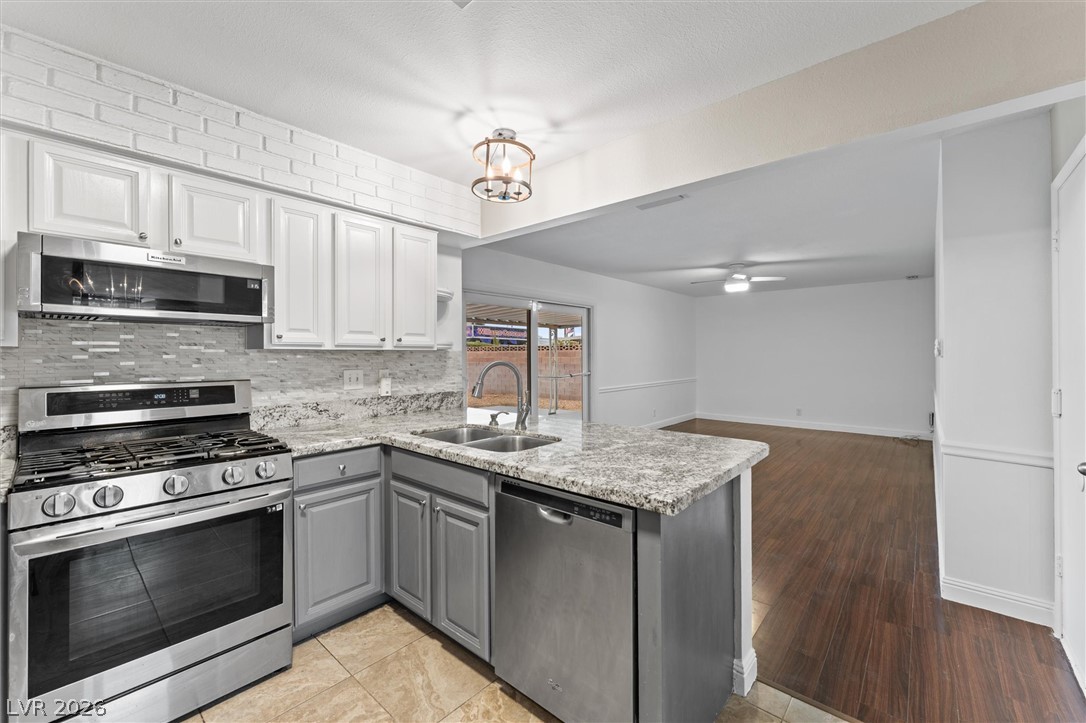 6364 Whippoorwill Way Property Photo 6