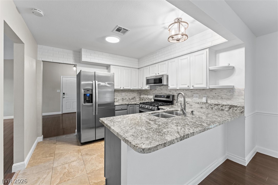 6364 Whippoorwill Way Property Photo 7