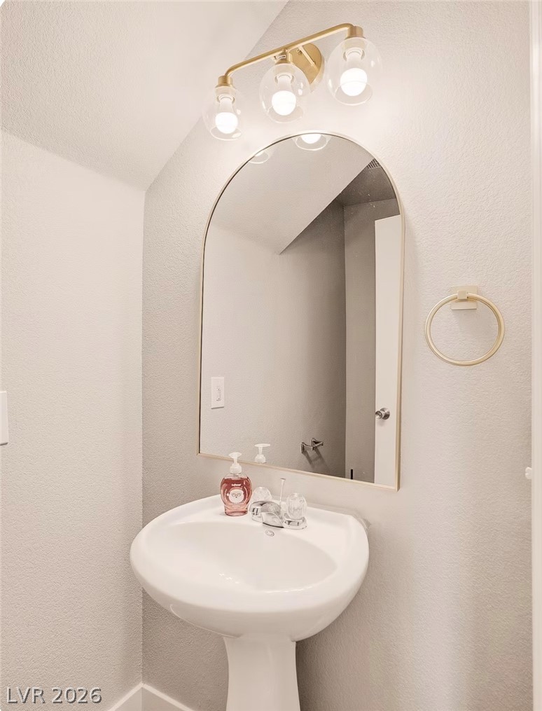 3651 Starry Beach Avenue Property Photo 2