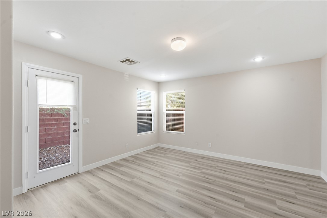 7433 Ringquist Street Property Photo 15