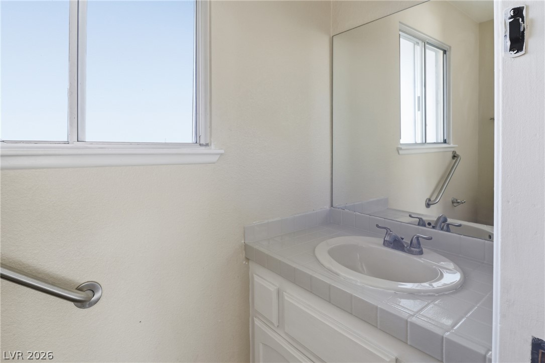 6825 West Oakey Boulevard Property Photo 25