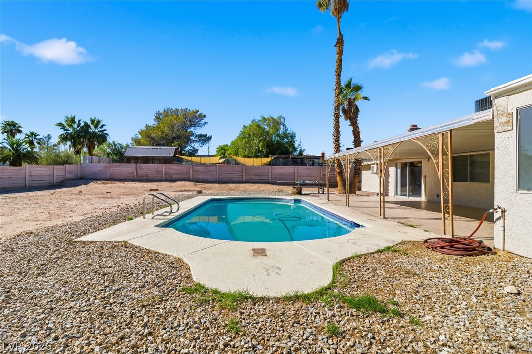 6825 West Oakey Boulevard Property Photo 44