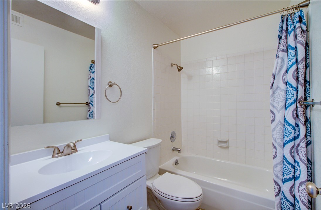 1316 Capri Drive D Property Photo 5