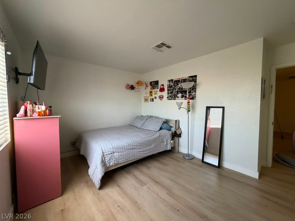 5933 Spinnaker Point Avenue Property Photo 40