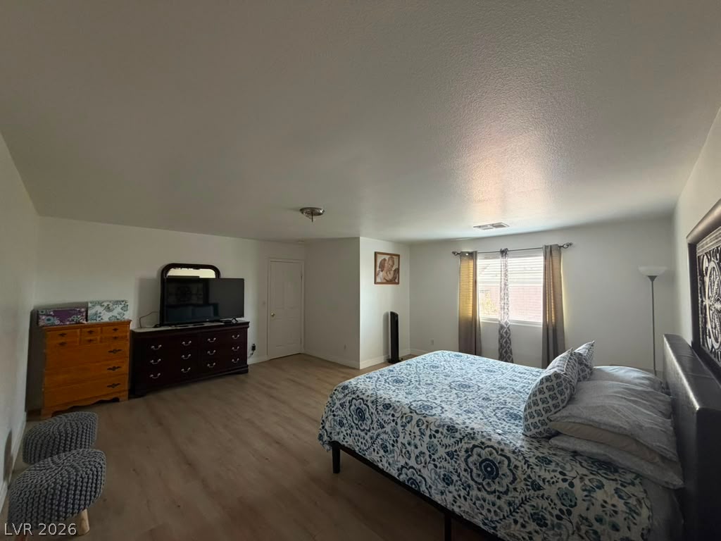 5933 Spinnaker Point Avenue Property Photo 44