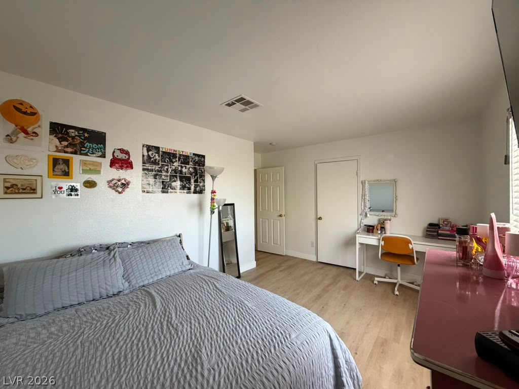 5933 Spinnaker Point Avenue Property Photo 46