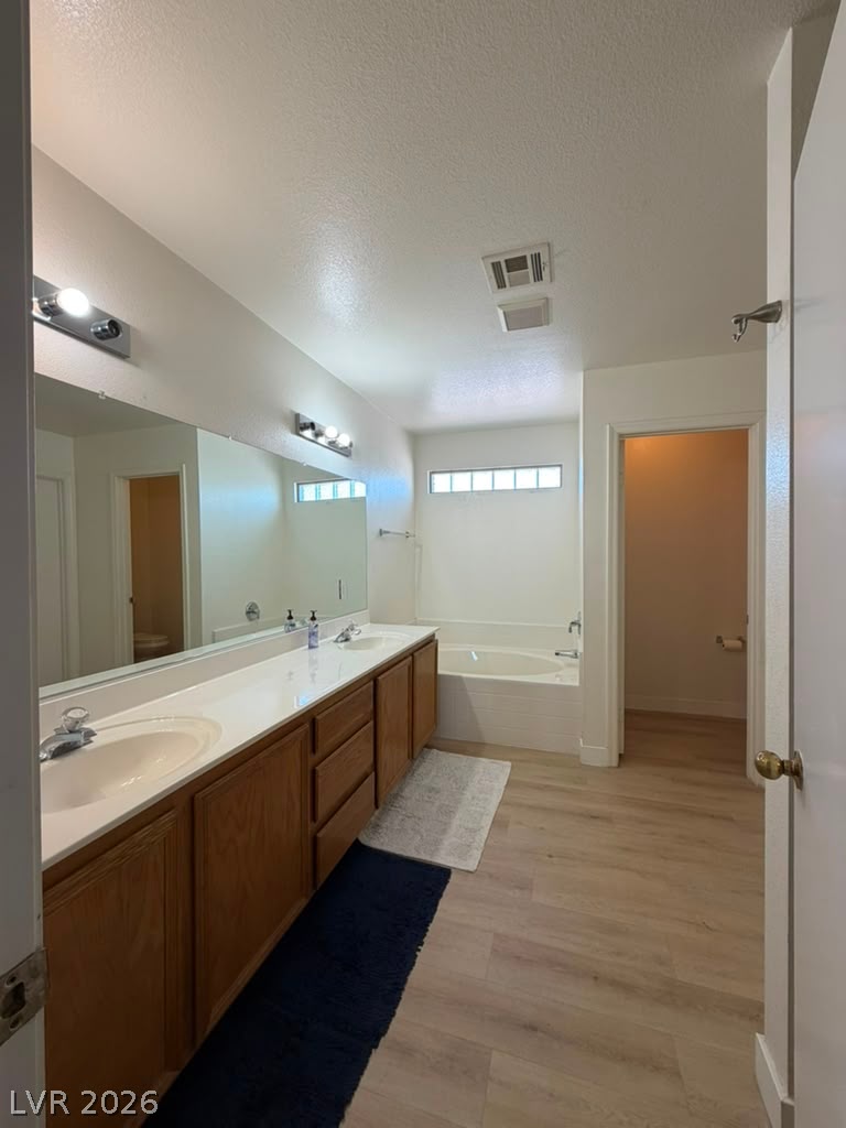 5933 Spinnaker Point Avenue Property Photo 53