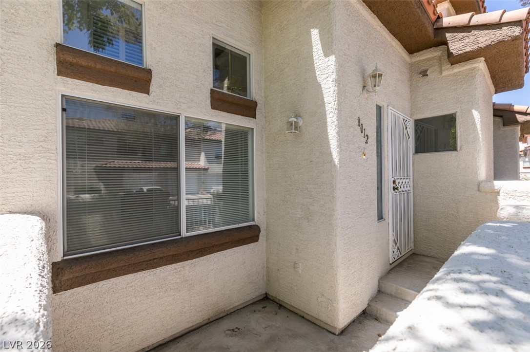 8012 Divine Drive Property Photo 3