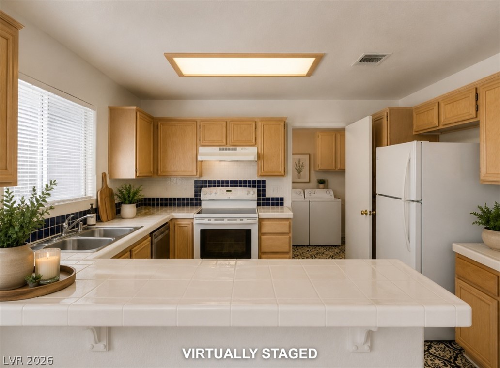 8012 Divine Drive Property Photo 14