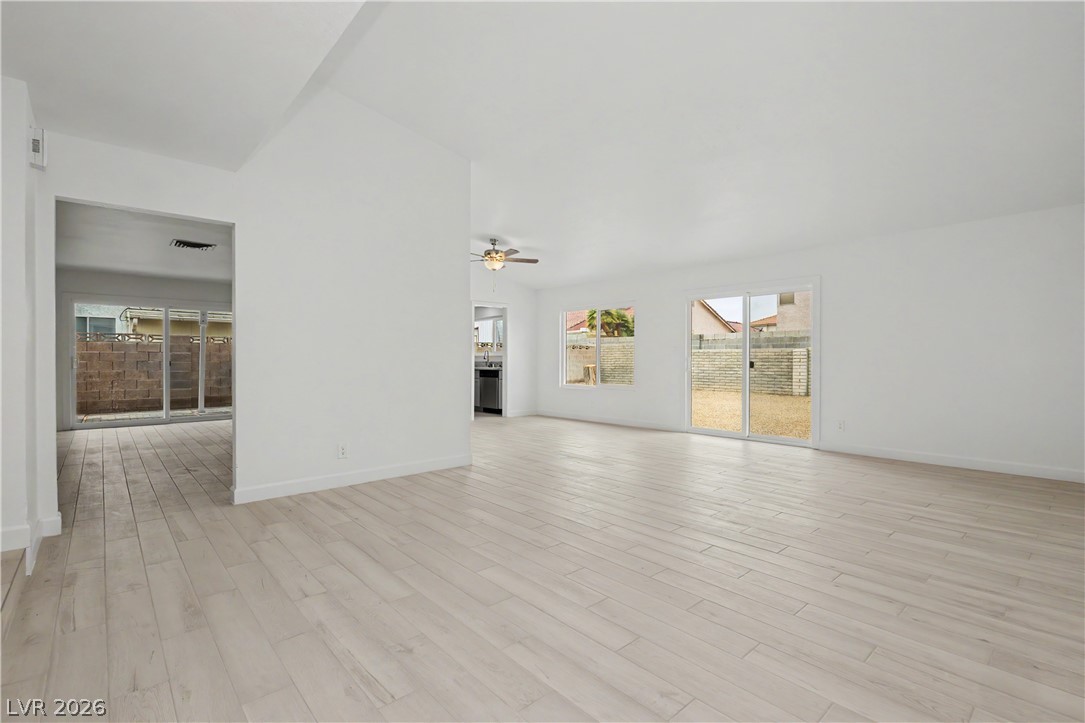 5227 Sepulveda Boulevard Property Photo 8