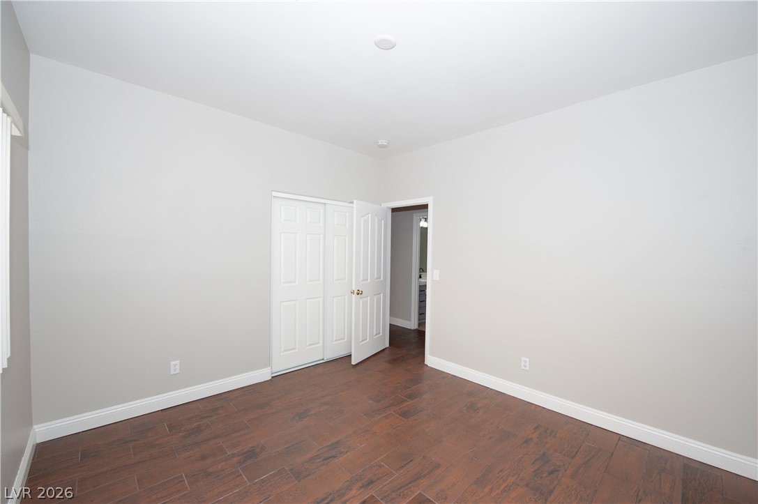 921 English Heather Drive Property Photo 14