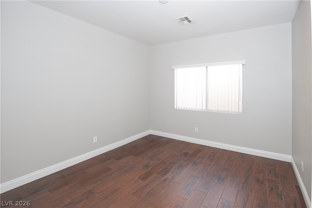 921 English Heather Drive Property Photo 15
