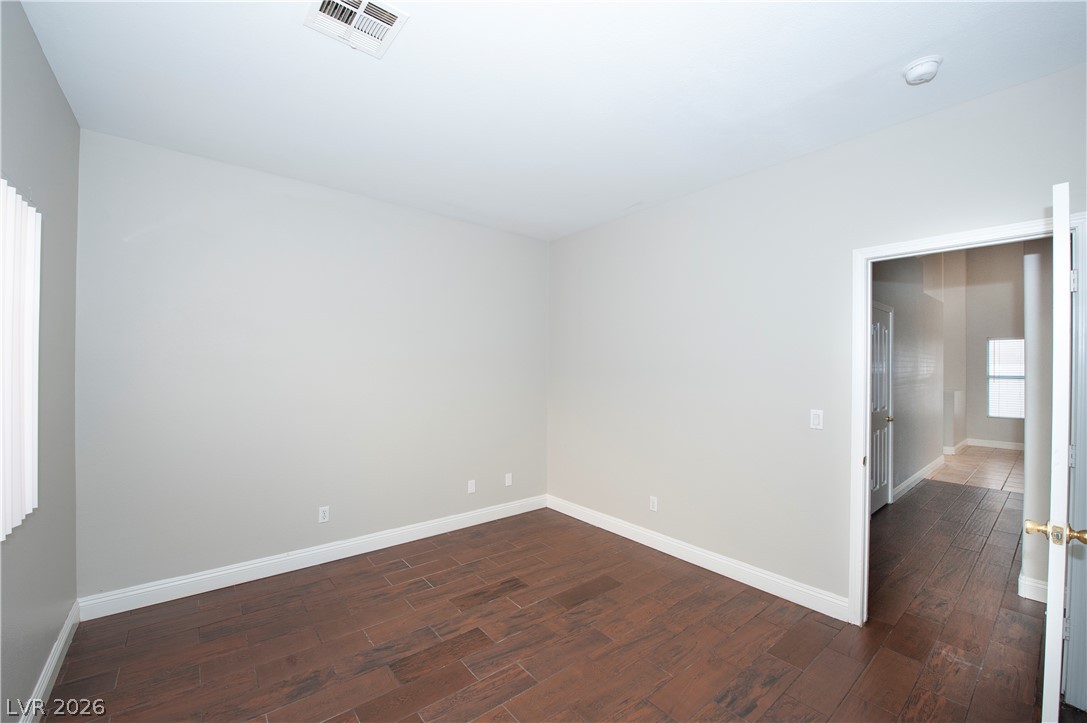 921 English Heather Drive Property Photo 16